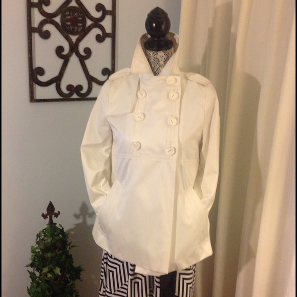 Jacket - Picture 2 of 3