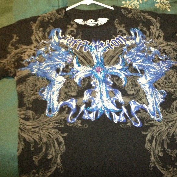 Affliction T-Shirt - Picture 2 of 3