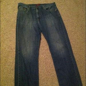 Men's Perry Ellis jeans.