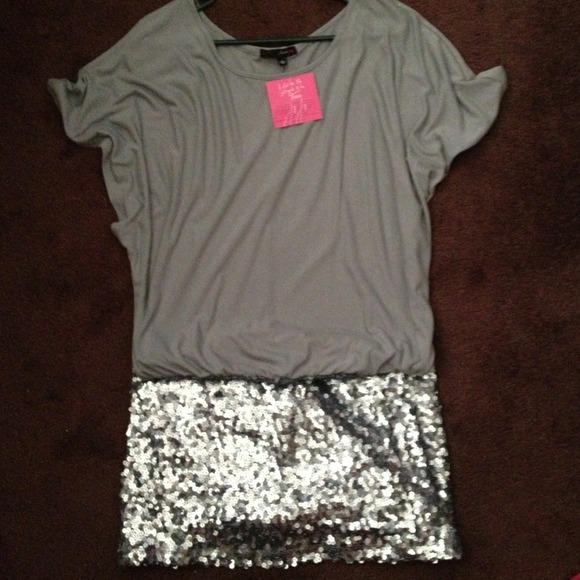One piece dress...NOT SELLING