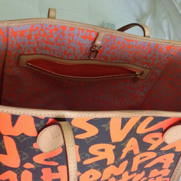 Sold - Picture 3 of 4