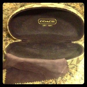 COACH authentic sunglass case