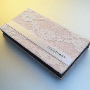 PRICE REDUCED* Jill Stuart Eye Color Palette<3