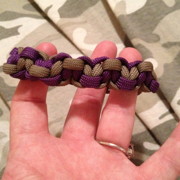 Heart bread paracord bracelet