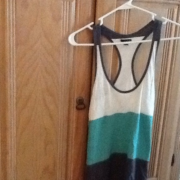 Low armpit fit small