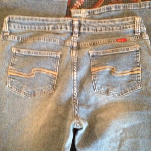 Tilt Jeans