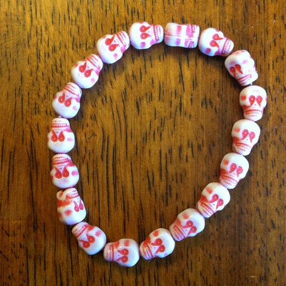 Skulls bracelet