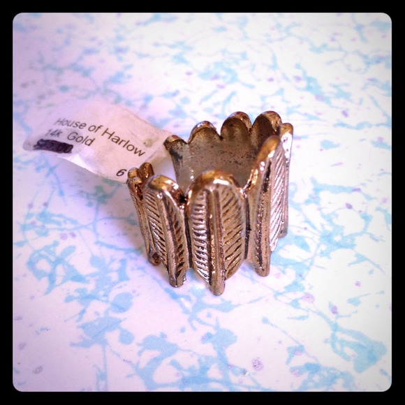 💥Sold💥 House of Harlow ring