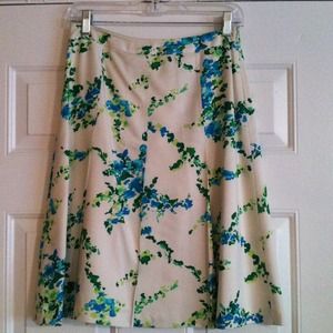 Floral pleated skirt