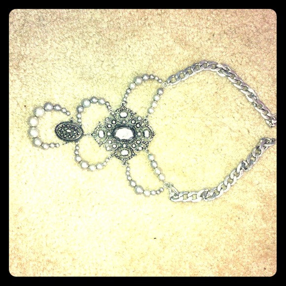 Beautiful vintage necklace