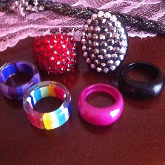Plastic ring bundle!