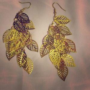 Gold leaf earrings