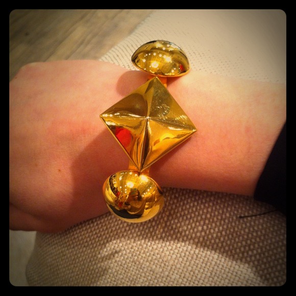 Laruicci Jewelry - 🚫SOLD🚫Gold Cuff from Laruicci!