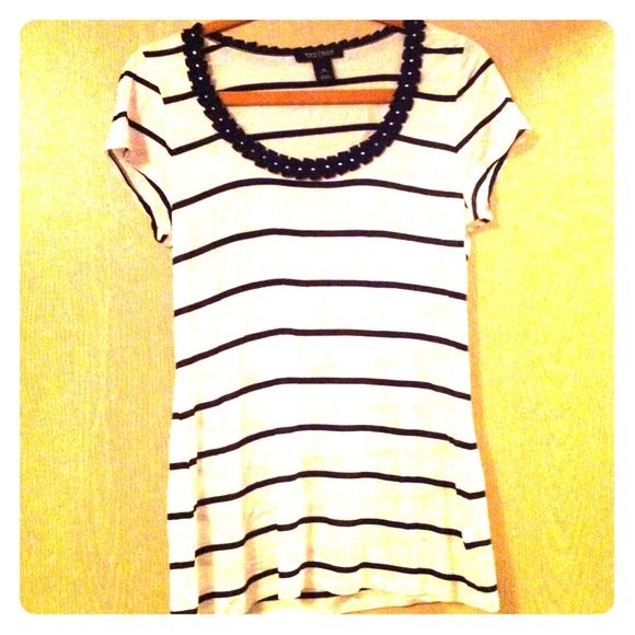 Ann Taylor Loft round neck stripe top