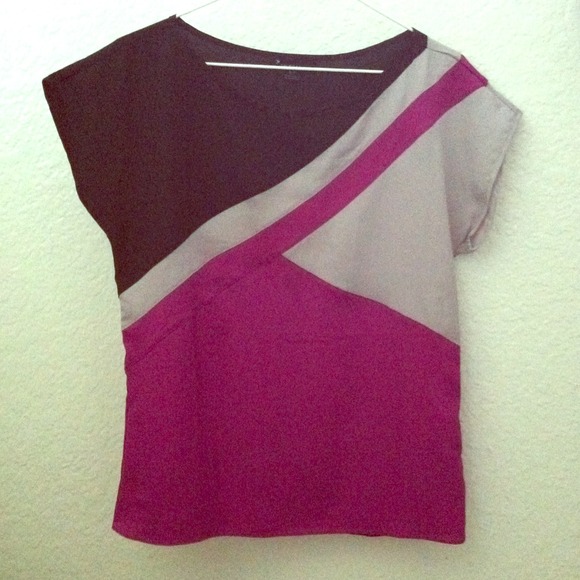 ❌TRADED❌ Forever 21 colorblock top