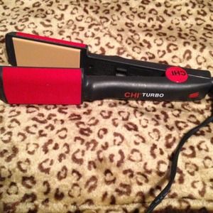 💢RESERVED💢 Chi Turbo 2" Flat Iron