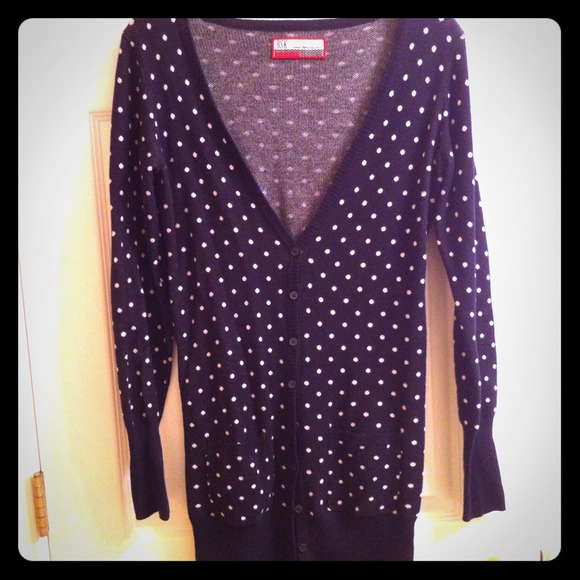 Polkadots sweater cardigan.