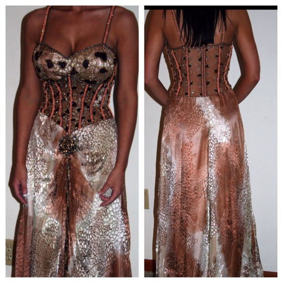 Jovani Gold Beaded Corset Top Gown NWT - Picture 4 of 4