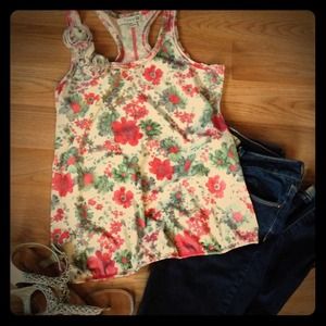 Floral print top