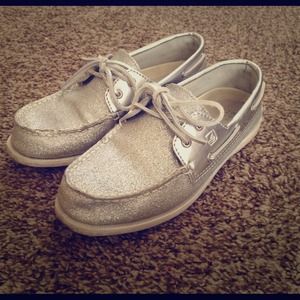Silver Sparkly Sperry size 5