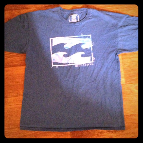 Guy's Billabong Shirt! Item ur man would love!!