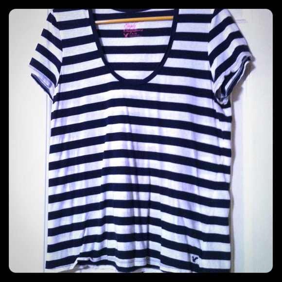 AE navy/white striped shirt