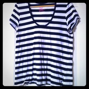 AE navy/white striped shirt