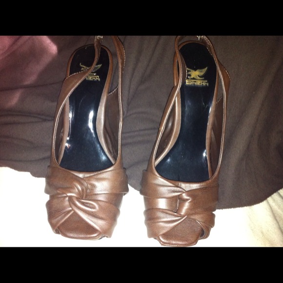 ✳✳FINAL REDUCTION✳✳Sheikh Platform Slingbacks - Picture 2 of 4