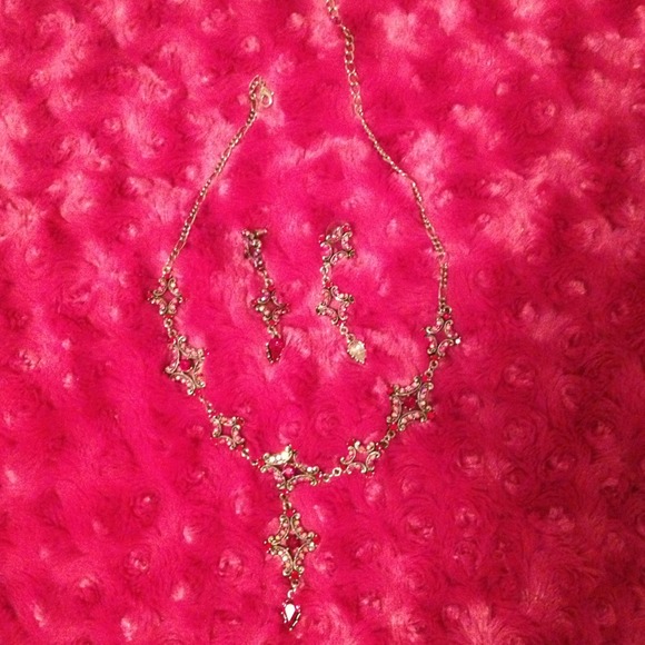 Formal costume jewelry