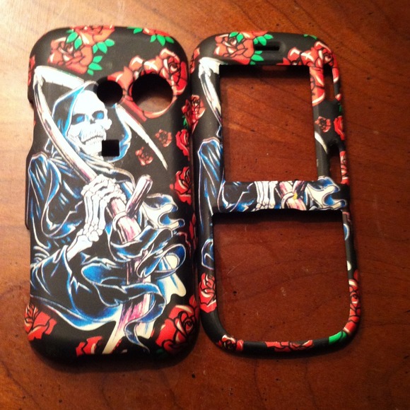 Cell phone case - Picture 1 of 1