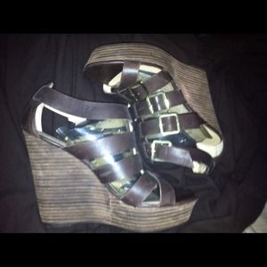 Colin Stuart Buckle Wedges