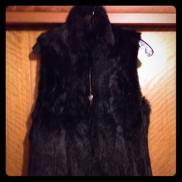 Twisted Heart faux fur vest - Picture 1 of 4
