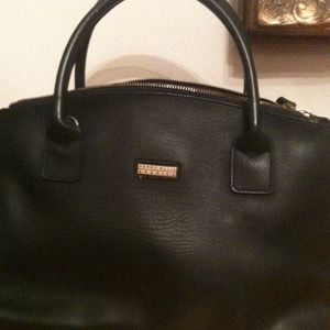 Navy blue Perry Ellis handbag