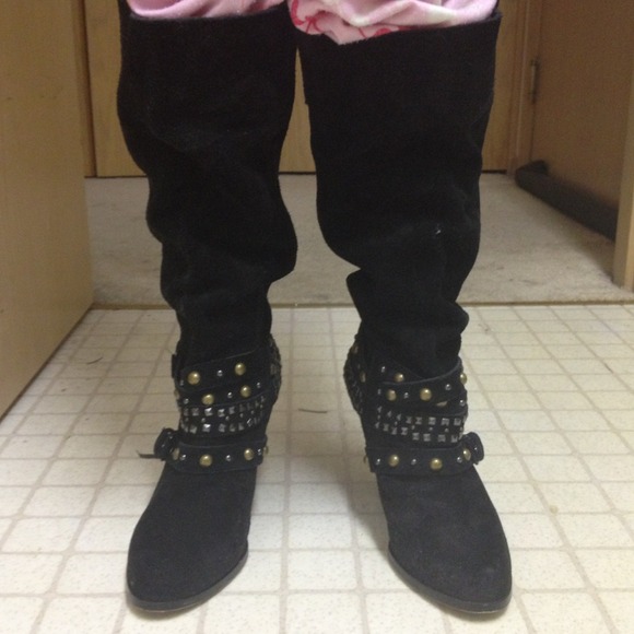 Cute ZiGi Girl Black Boot
