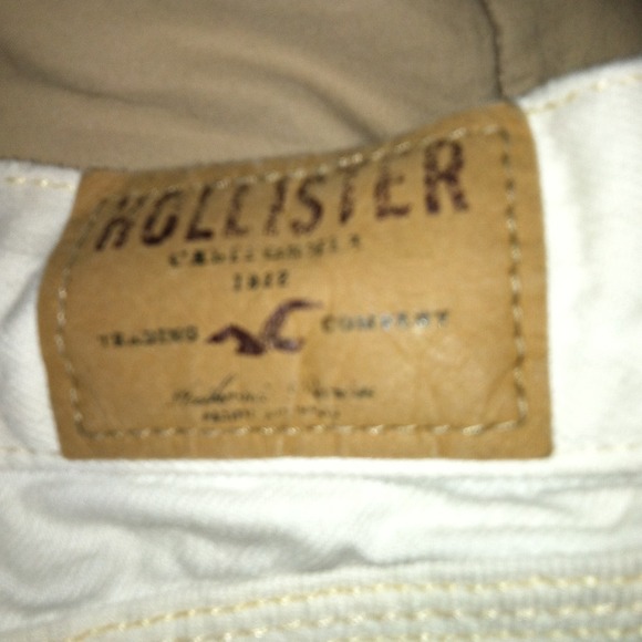 Hollister jean shorts - Picture 3 of 3