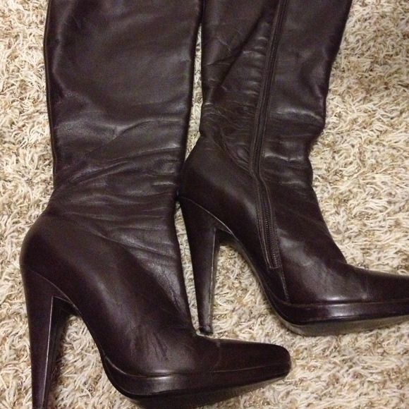 Brown leather Colin Stuart boots