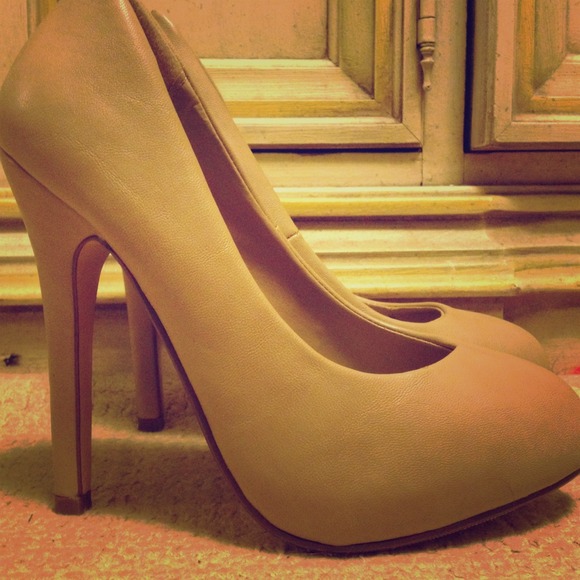 Nude heels