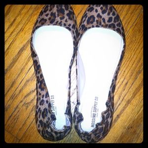 Leopard flats