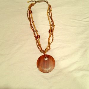 Wooden circle drop 15" necklace.