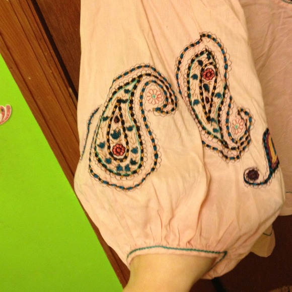 Coral blouse by Chelsea and violet - Picture 3 of 3