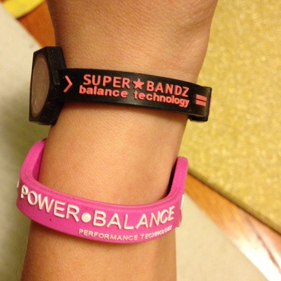 Pink and black power bands - Picture 2 of 2