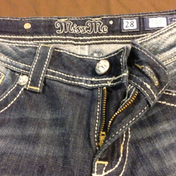 NWT Miss Me Jeans - Picture 3 of 4