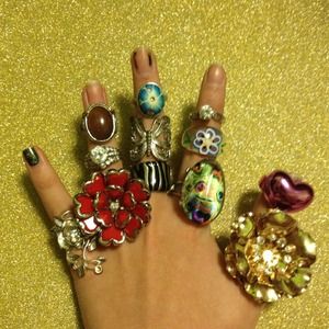 Rings and ring holder reserved for sbyrdic