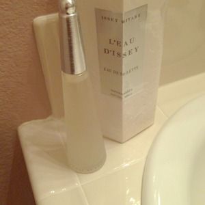 Issey Miyake perfume