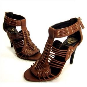 ⭕SOLD OUT⭕ Vince Camuto sexy brown leather