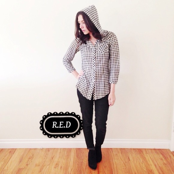 SOLD in bundle with @arotar closet