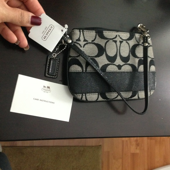 ๐SOLD๐ - Picture 3 of 4