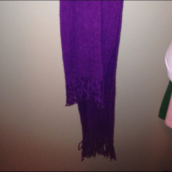 🎀SOLD🎀Scarf - Picture 2 of 2