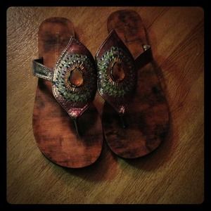 Chinese laundry sandals Peacock~jewels size 8.5