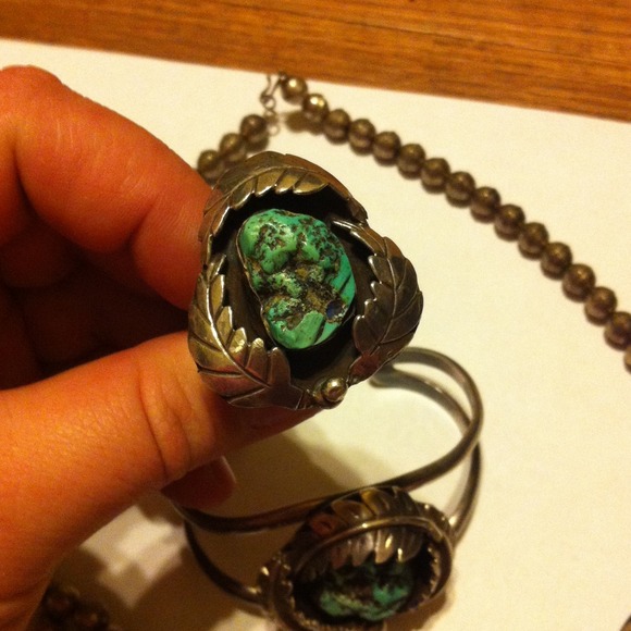 Turquoise set - Picture 4 of 4